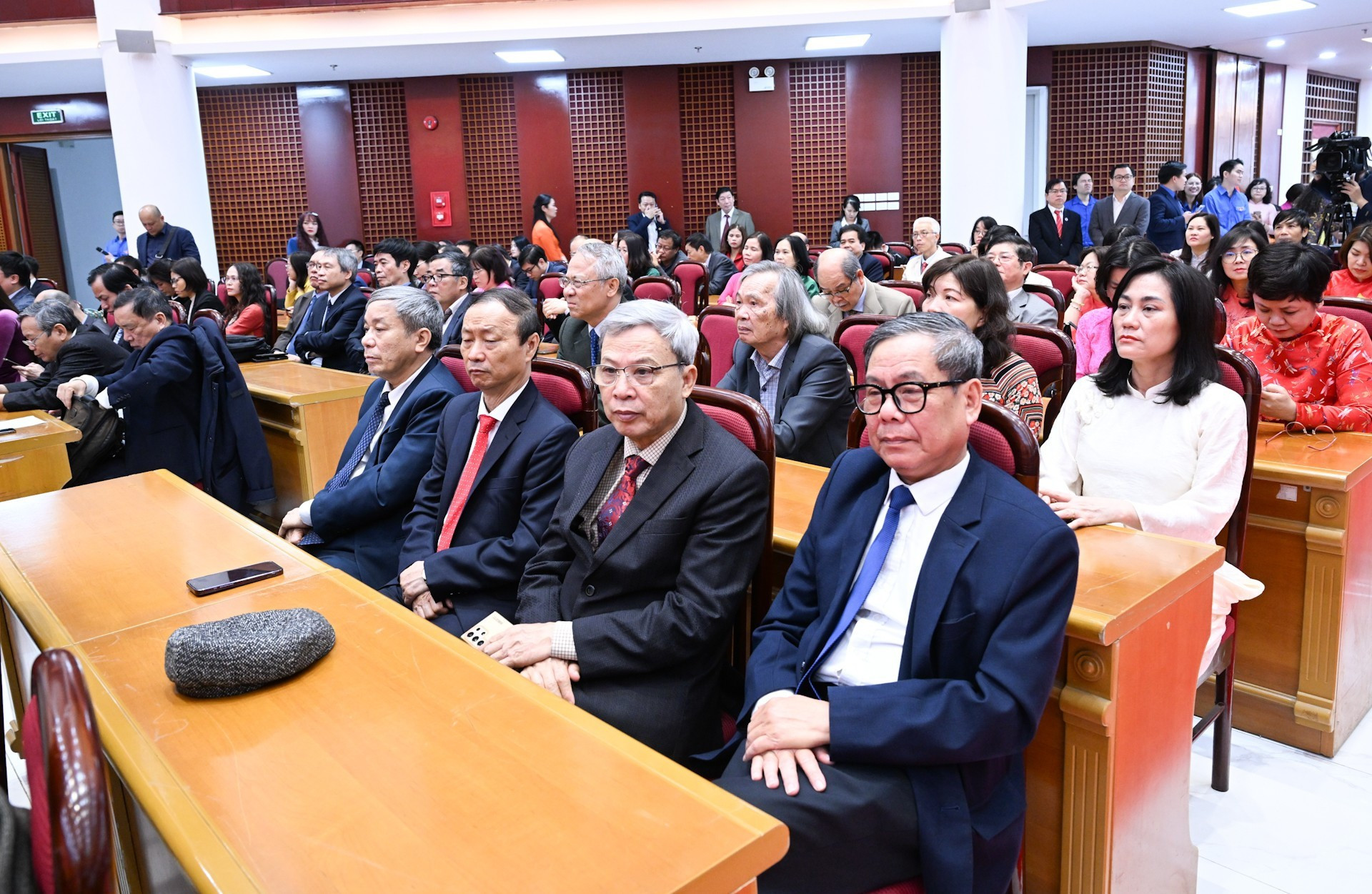 Участники рабочей встречи.