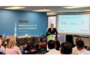 Посол Вьетнама в Новой Зеландии Фан Минь Зянг выступает на церемонии открытия Делового совета Новая Зеландия – Вьетнам (NZVBC). Фото: ВИА