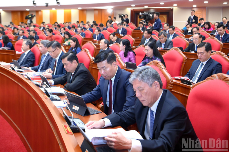 Делегаты на событии.