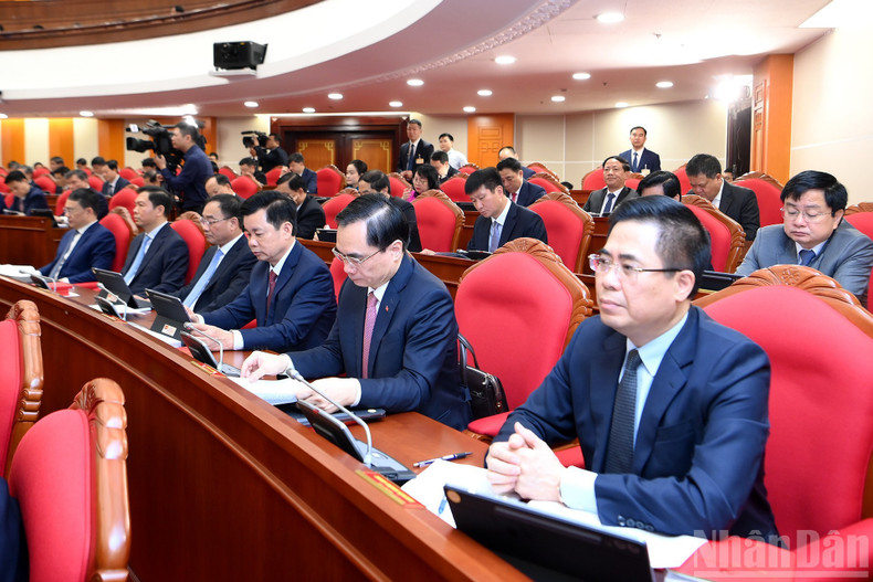 Делегаты на событии.