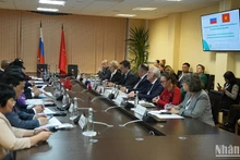 Первое заседание Российско-вьетнамского консорциума экономических университетов. Фото: Суан Хынг