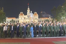 Руководители Партии и Государства на программе. Фото: ВИА