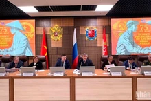 Работой семинара руководил Заместитель председателя Комитета по внешним связям Санкт‑Петербурга Калганов Вячеслав Геннадьевич.
