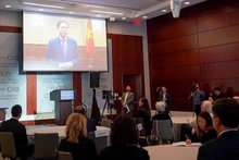 Министр иностранных дел Буй Тхань Шон направил записанную видео речь, в которой приветствовал организацию семинара. Фото: baoquocte.vn