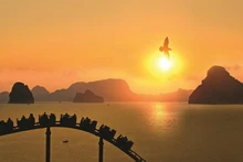 Вечерний Халонг. Фото: vietnamplus.vn