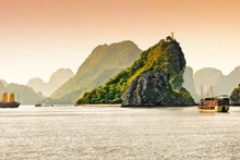 Бухта Халонг. Фото: Condé Nast Traveler