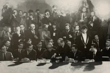 Церемония парафирования Парижских соглашений, состоявшаяся 23 января 1973 г. в Международном конференц-центре на улице Клебер (Франция).
