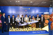 На церемонии приветствия первого рейса г. Хошимин – Бангкок. Фото: vietravelairlines.com