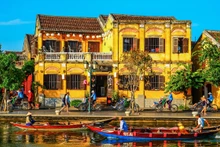 Туристы посещают Хойан. Фото: vnexpress.net