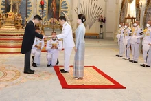 Посол Вьетнама вручает верительные грамоты Королю Таиланда. Фото: vov.vn