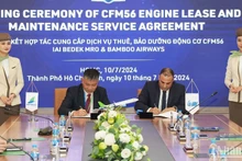 Церемония подписания документов о сотрудничестве между Bamboo Airways и IAI.