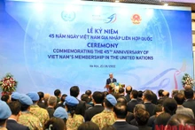 Президент Нгуен Суан Фук выступает на церемонии. Фото: Зюи Линь