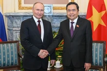 Председатель НС Чан Тхань Ман и Президент России Владимир Путин.