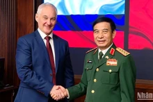 Министр обороны Вьетнама Фан Ван Жанг и Министр обороны России Андрей Белоусов. Фото: Суан Хынг