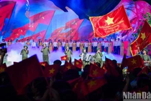 Прошла программа «Под победоносным знаменем», посвященная празднованию 70-летия победы Дьенбьенфу