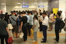 В первый день работы линия метро Ньон – вокзал Ханой перевезла 34 184 пассажира