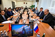 Общий вид встречи.