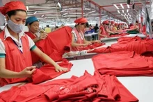 На фабрике компании Star Fashion Company Limited, специализирующейся на производстве трикотажа и спортивной одежды для экспорта на рынок США. Фото: ВИA