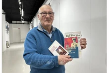 Французский историк Ален Руссио преставляет его книги о Дьенбьенфу. Фото: ВИА