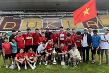 Сборная FC Sapa Praha успешно защитила титул чемпиона. Фото: ВИА