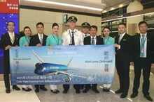 Рейс VN595, вылетающий из Гонконга в город Хошимин 30 марта, знаменует собой первое регулярное сообщение по этому маршруту после годичного перерыва. Фото: ВИA