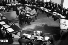 Известие о победе вьетнамской армии под Дьенбьенфу во второй половине дня 7 мая 1954 года было передано в Женеву, и ранним утром 8 мая по женевскому времени вопрос по Индокитаю был официально поставлен на повестку дня. Архивное фото: ВИА