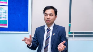 Кандидат наук Хоанг Ань Дык.