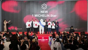 3 новых ресторана с 1 звездой «Michelin» – это «La Maison 1888» в курорте «InterContinental Danang Peninsula Resort», «Akuna» (г. Хошимин) и «The Royal Pavilion» (г. Хошимин).