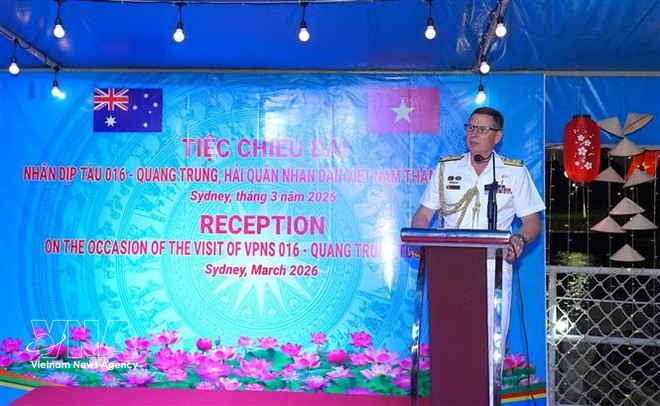 Контр-адмирал Кристофер Смит, командующий флотом Королевского военно-морского флота Австралии, выступает на мероприятии. (Фото: ВИА)