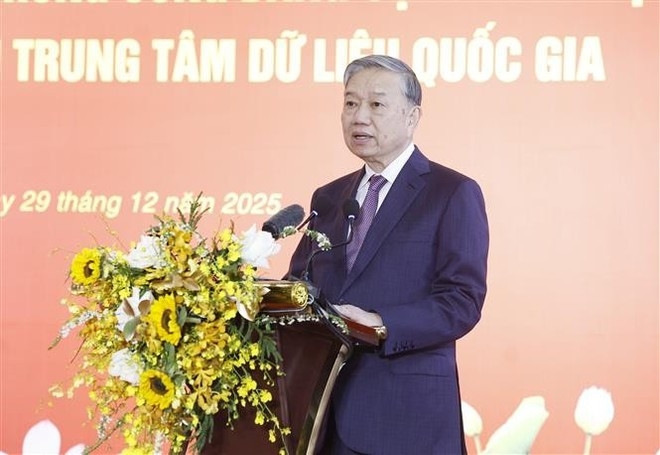 Генеральный секретарь То Лам выступил с руководящими указаниями. (Фото: ВИА)