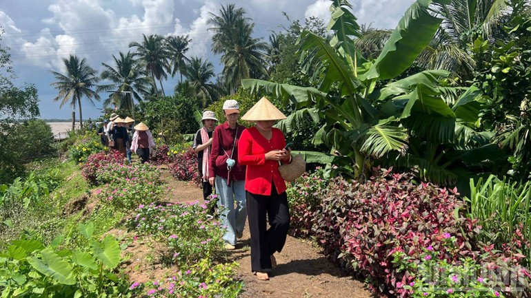 На Конхо турист полностью погружается в красоту живой природы.
