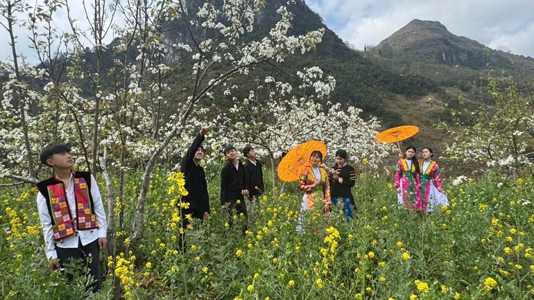 Грушевые сады приграничной общины Фобанг всегда остаются одним из самых популярных мест у туристов, приезжающих на Каменное плато Донгван.