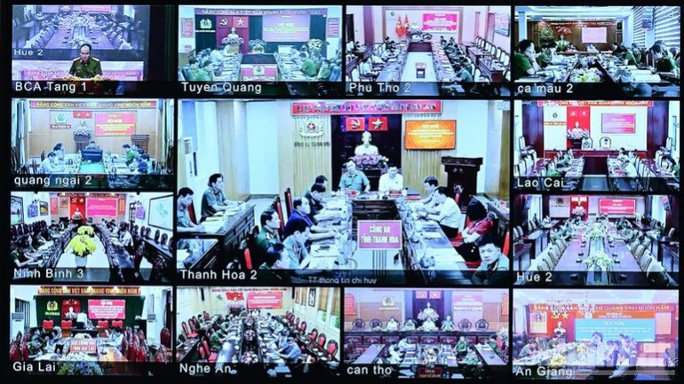 Конференция проходила в онлайн-формате с участием представителей провинций и городов центрального подчинения. Фото: Чан Хай 03.jpg