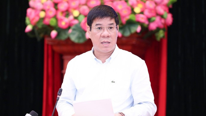 Профессор, кандидат наук Хюинь Ван Тьыонг.