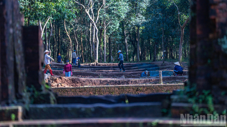 На сегодняшний день раскопано и выявлено более 150 м сооружения – следы ранее неизвестной священной дороги, что подтверждает роль Мишона как религиозного ядра государства Тямпа приблизительно в XI – XII веках.
