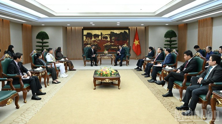 Общий вид приема. (Фото: Чан Хай) anh-03-5000.jpg