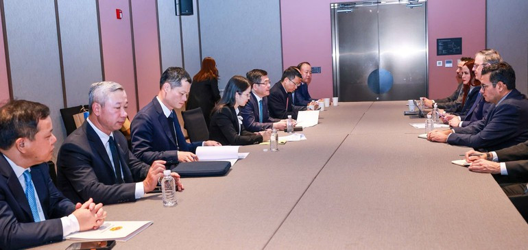 Общий вид рабочей встречи. anh-09.jpg