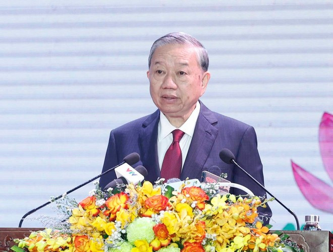 Генеральный секретарь То Лам выступает с речью. (Фото: ВИА)