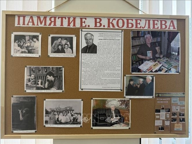 Изображения кандидата исторических наук Евгения Кобелева 01.jpg