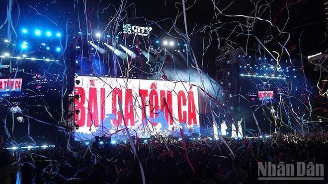 Выступление на Международном музыкальном фестивале города Хошимин Hozo. (Фото: nhandan.vn)