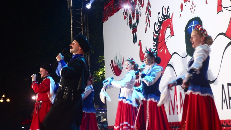 Выступление популярного Московского казачьего хора и ансамбля «Матрена Арт».