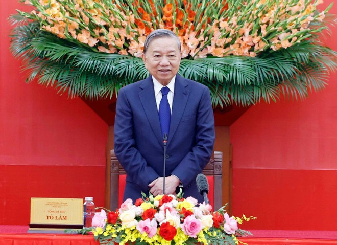 Генеральный секретарь То Лам выступает на встрече. (Фото: ВИА)