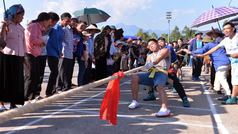Соревнования в рамках праздника носят традиционный, сплоченный и очень общественный характер. Соревнования в рамках праздника носят традиционный, сплоченный и очень общественный характер.