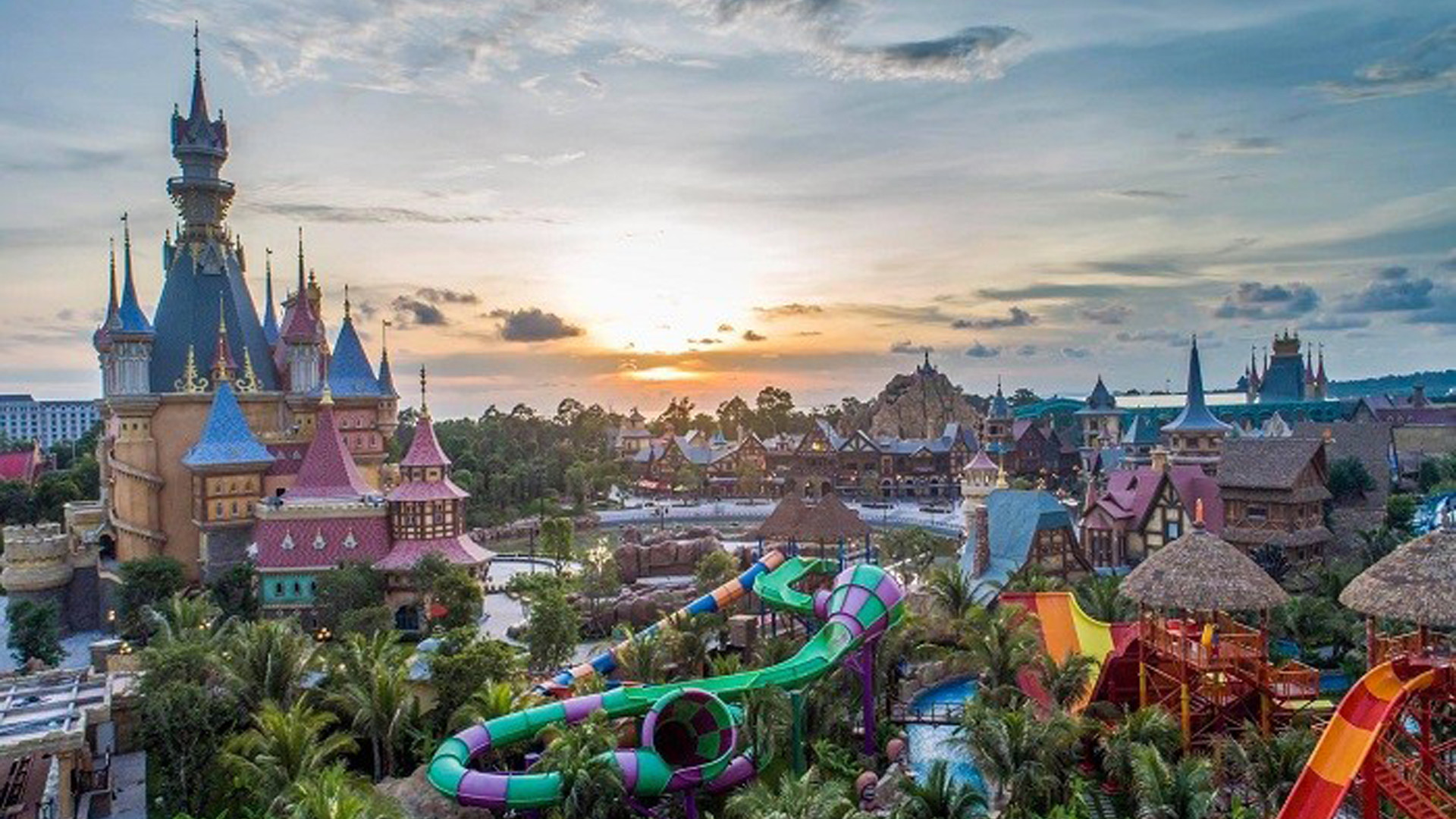 Красочный тематический парк Vinwonders Фукуок. Фото: Vinwonders