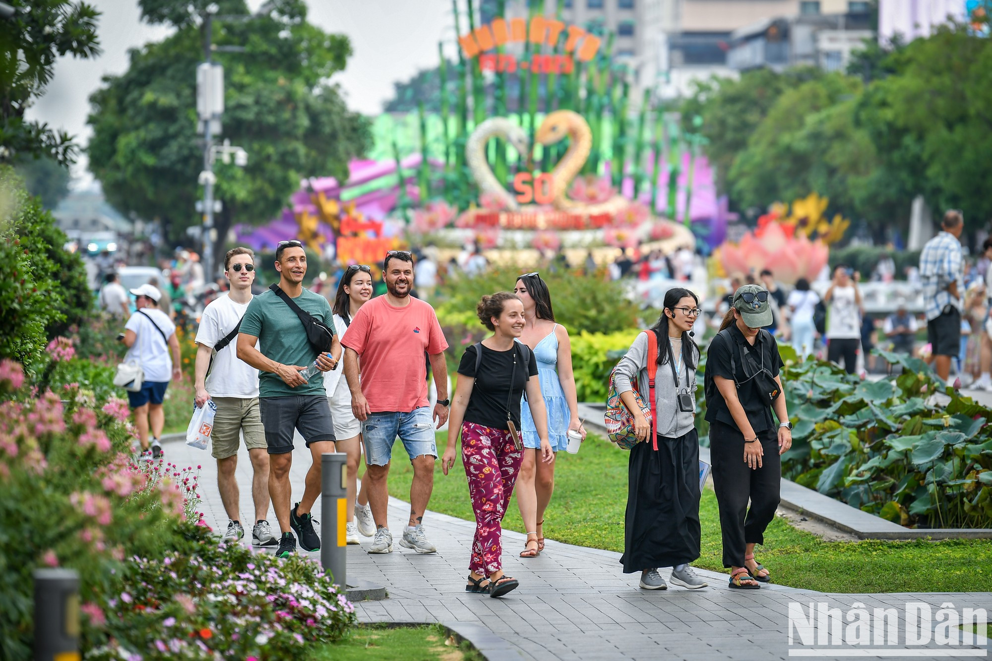 Пешеходная улица Нгуен Хюэ – это также популярное и привлекательное место для туристов.