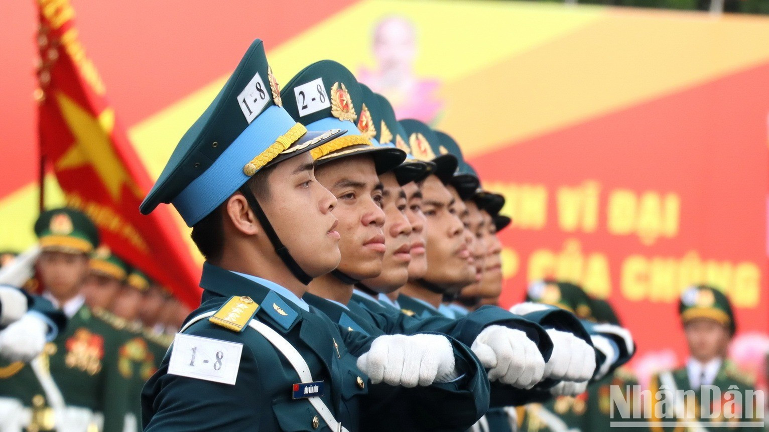 Парадная коробка офицеров ВВС и войск ПВО. Парадная коробка офицеров ВВС и войск ПВО.