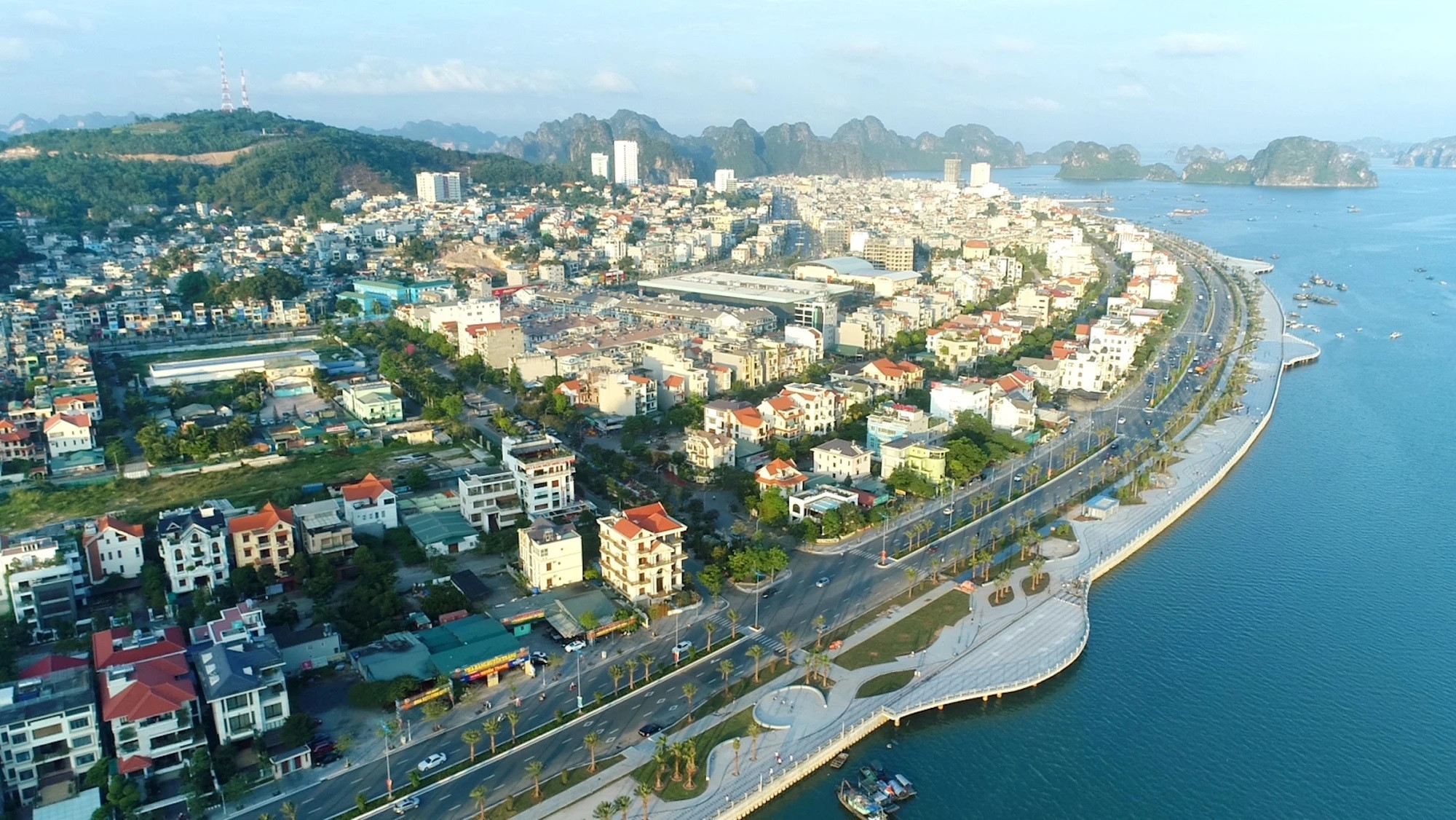 Куангнинь стремится стать городом центрального подчинения.