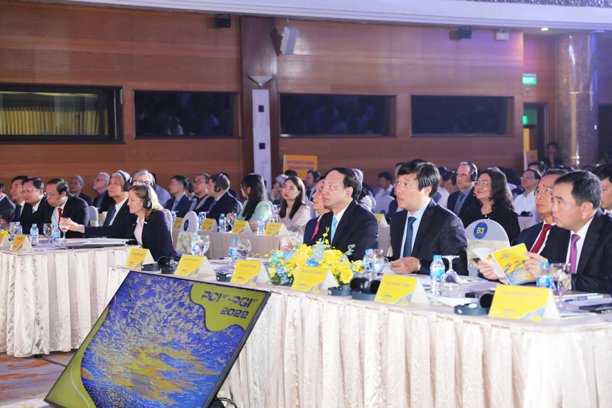 Руководители провинции Куангнинь на церемонии объявления PCI 2022 года.