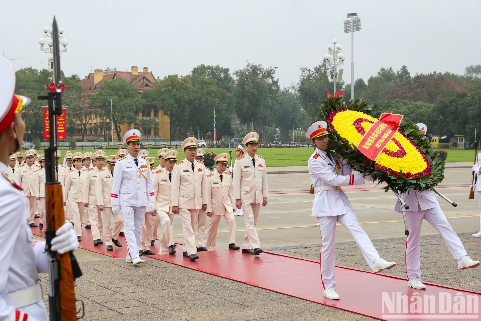 Делегация ЦК Сил народной общественной безопасности и Министерства общественной безопасности. Делегация ЦК Сил народной общественной безопасности и Министерства общественной безопасности.