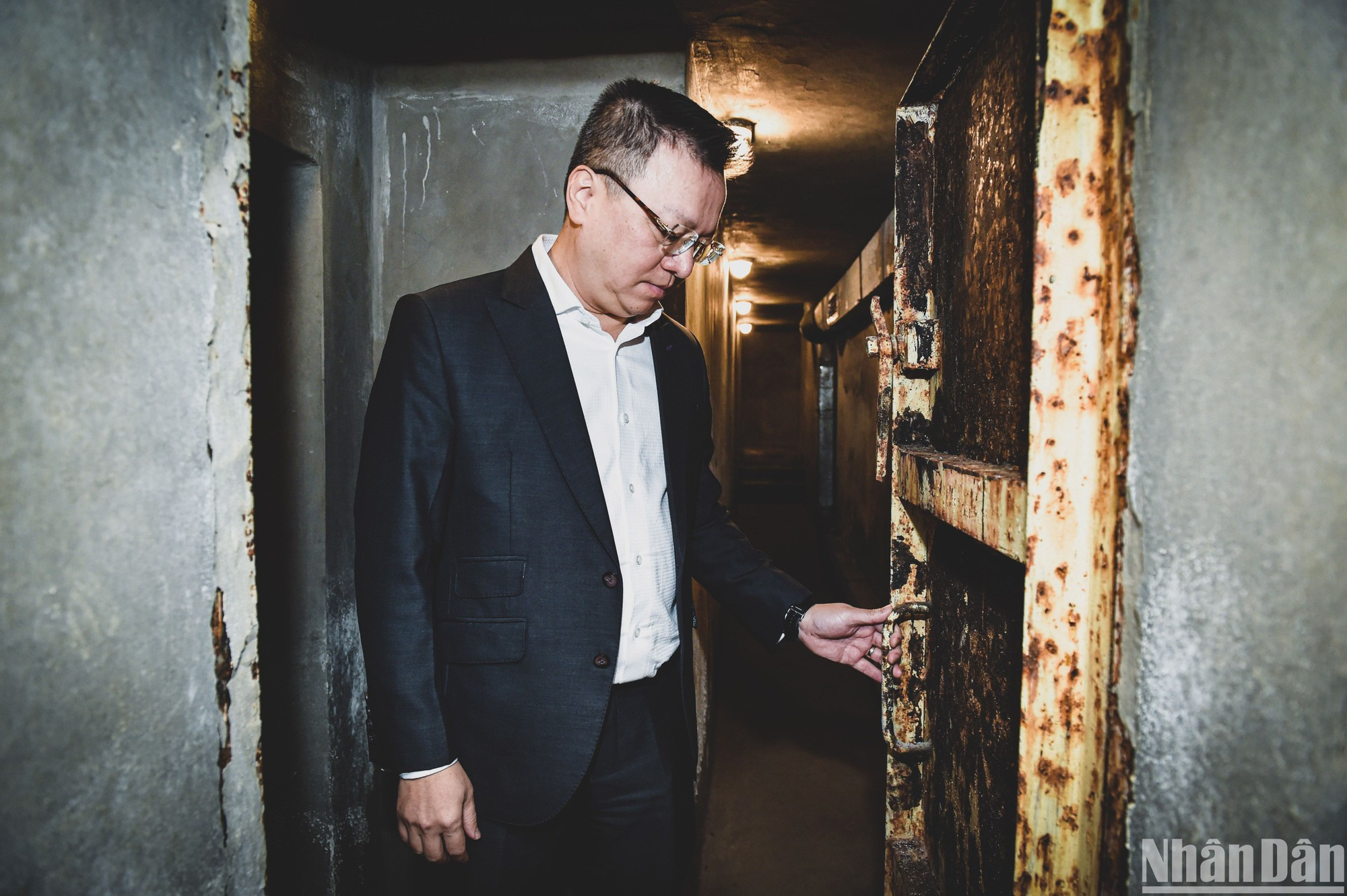 Сегодня подземелье было отремонтировано, а старые железные двери остаются на прежнем месте. Сегодня подземелье было отремонтировано, а старые железные двери остаются на прежнем месте.